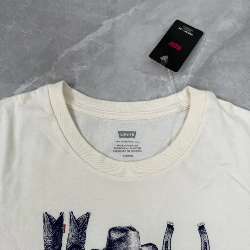 Women’s Levi’s Perfect T-Shirt Moody Spot The Tab Cowboy Boots Graphic Small - Picture 5 of 16
